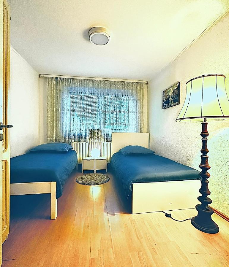 Homezone Seelze Exterior photo